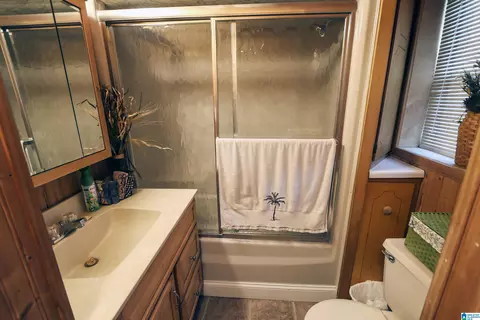 Bath - 106 Harper Dr, Ohatchee, AL 36271 photo 6 of 9