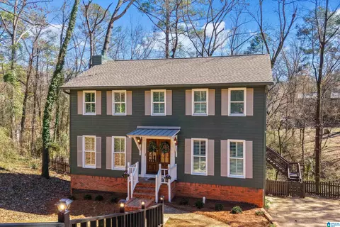 812 Sweetgum Ct, Hoover, AL 35244