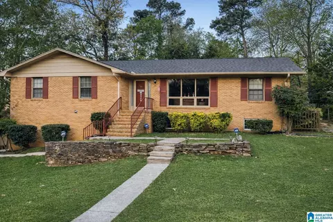3488 Sheila Dr, Hoover, AL 35216