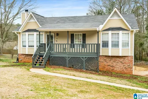 375 Brian Trl, Springville, AL 35146
