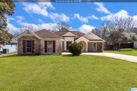 1721 Bradford Ln, Bessemer, AL 35022