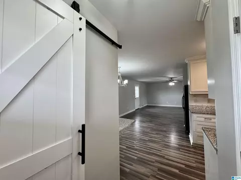 Entry Way - 110 Justice Rd, Warrior, AL 35180 photo 1 of 2