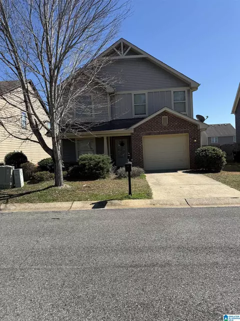 6664 Woodford Ln, Bessemer, AL 35022