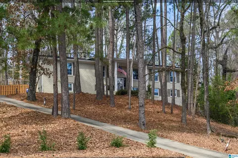 2361 Garland Dr, Vestavia Hills, AL 35216