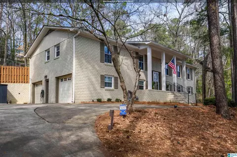 2361 Garland Dr, Vestavia Hills, AL 35216