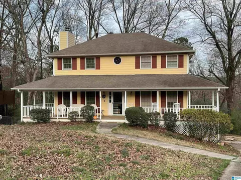 1209 Highpoint Cir, Hoover, AL 35244
