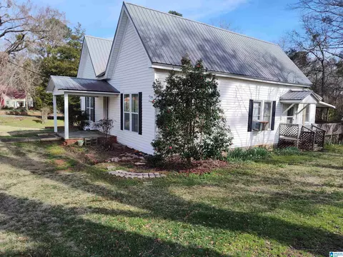 5 Clay St, Goodwater, AL 35072