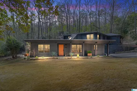 3604 Locksley Dr, Mountain Brook, AL 35223