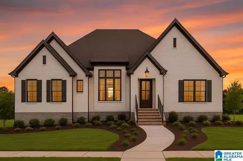 7701 Deer Trl, Trussville, AL 35173
