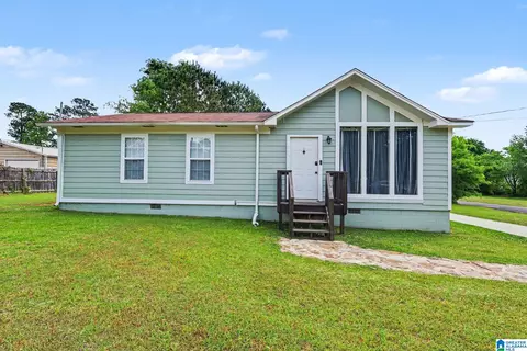 718 Natchez Trl, Warrior, AL 35180
