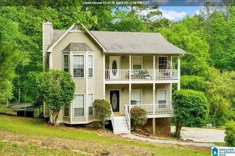 113 Longleaf Ln, Trussville, AL 35173