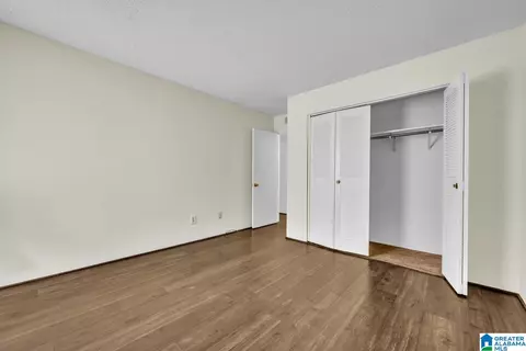 Bedroom - 411 Skyview Dr #E, Birmingham, AL 35209 photo 3 of 3