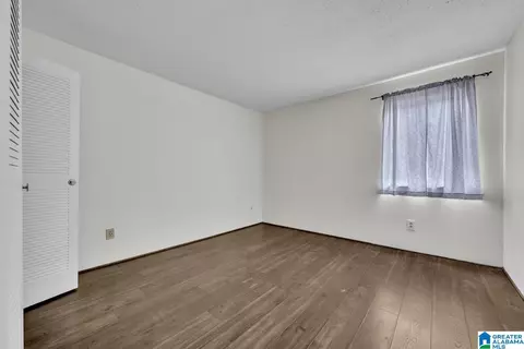 Bedroom - 411 Skyview Dr #E, Birmingham, AL 35209 photo 1 of 3