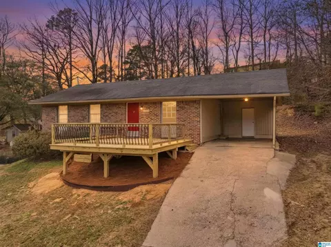 2508 Willowood Cir, Center Point, AL 35215