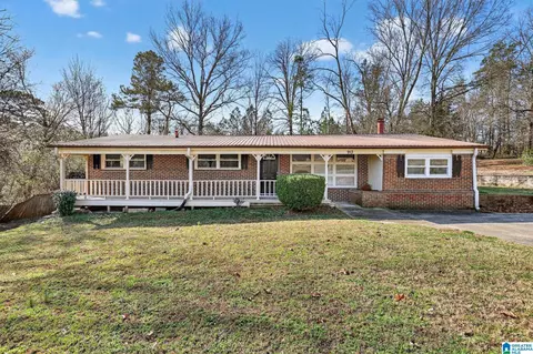 913 27th Ave NE, Center Point, AL 35215