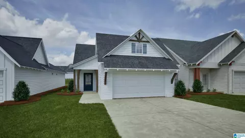 378 Shiloh Creek Dr, Calera, AL 35040