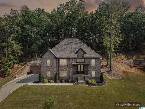 1013 Grey Oaks Vly, Pelham, AL 35124