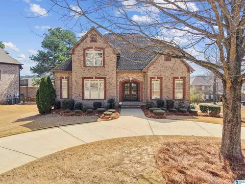 2041 Enclave Dr, Trussville, AL 35173