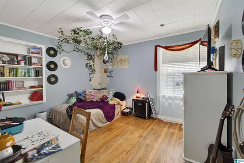 Bedroom - 2240 Temple Rd, Clanton, AL 35046 photo 4 of 5