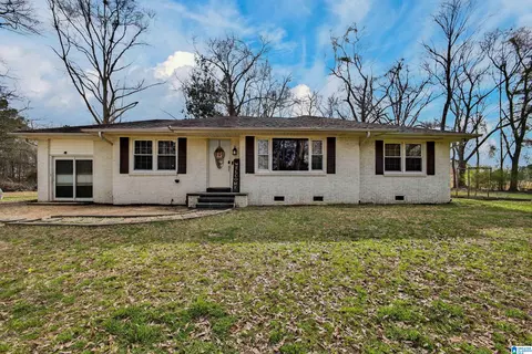 2240 Temple Rd, Clanton, AL 35046