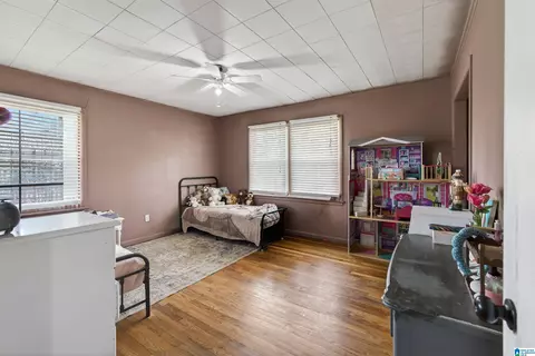 Bedroom - 2240 Temple Rd, Clanton, AL 35046 photo 3 of 5