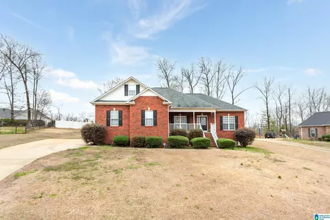 625 Creek Ridge Dr, Riverside, AL 35135