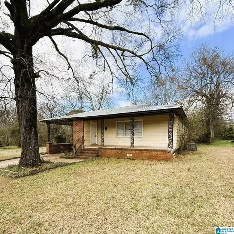 400 E 4th St, Sylacauga, AL 35150