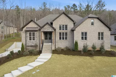 2092 Grey Oaks Ter, Pelham, AL 35124