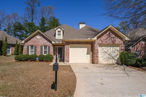4524 Guilford Cir, Birmingham, AL 35242