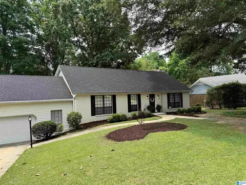 1703 Rushton St, Gardendale, AL 35071