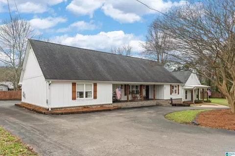 210 Forman St, Springville, AL 35146