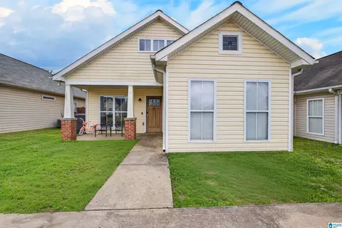 213 Creekstone Trl, Calera, AL 35040