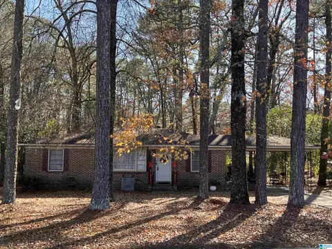 117 Lake Dr NE, Birmingham, AL 35215