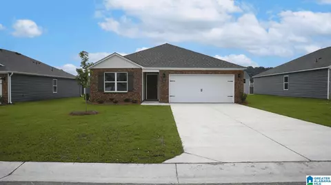 1680 Birch Bark Ln, Odenville, AL 35120