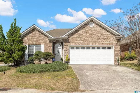 3143 Enclave Ln, Fultondale, AL 35068