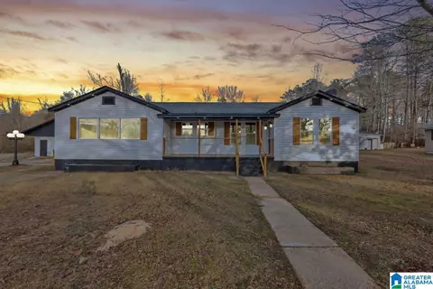 1006 Taylor Rd, Glencoe, AL 35905