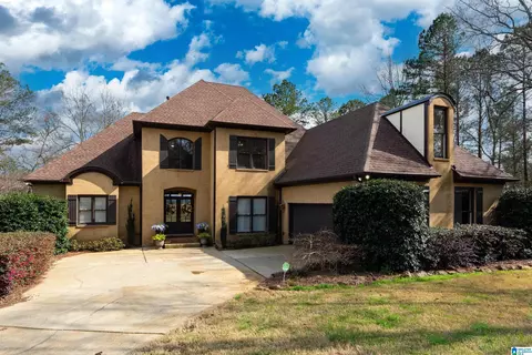 2166 Lakeview Trce, Trussville, AL 35173