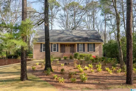 1456 Al Seier Rd, Hoover, AL 35226