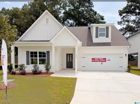 242 Bellehurst Dr, Warrior, AL 35180