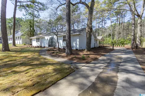 2885 Wisteria Dr, Hoover, AL 35216