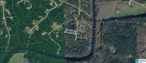 27 N Northview Cir #27, Northport, AL 35475