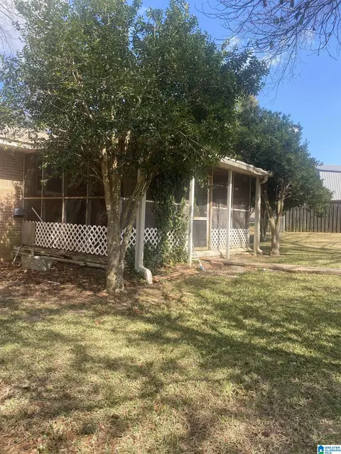 Exterior - 56 Glen Dr, Thorsby, AL 35171 photo 2 of 6