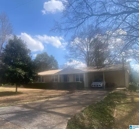 56 Glen Dr, Thorsby, AL 35171