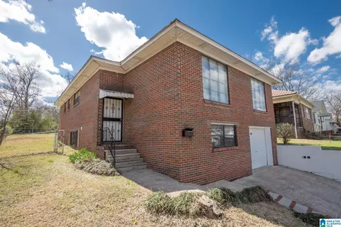 325 53rd St, Fairfield, AL 35064