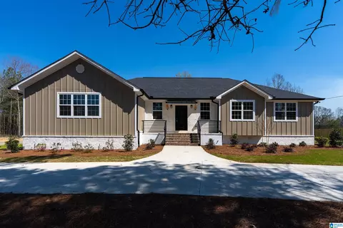 575 Brown Rd, Sylacauga, AL 35150