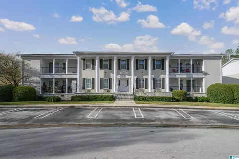 1858 Rockwood Rd #1858, Vestavia Hills, AL 35216