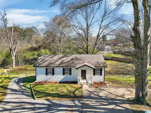 90 Wilson Cir, Thorsby, AL 35171