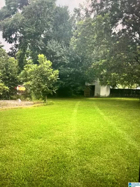 91 Vines Ave #000000, Hueytown, AL 35023