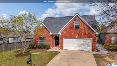 413 Waterford Dr, Calera, AL 35040