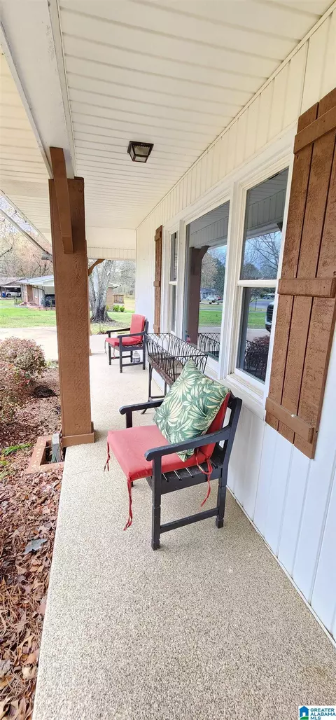 Exterior - 33 Pine Cir, Oneonta, AL 35121 photo 10 of 10